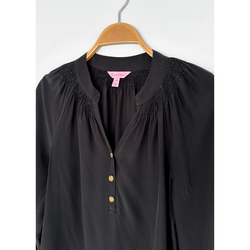 Lilly Pulitzer Elsa Black Silk Gold Stud Sleeve Top size XS - Picture 5 of 5
